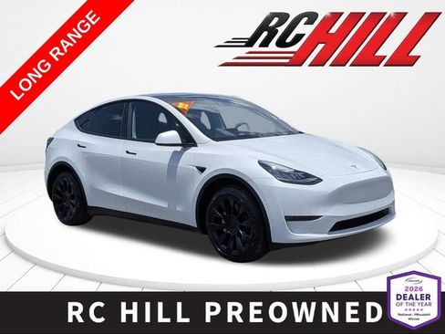 Used 2022 Tesla Model Y Long Range AWD/4WD image 1