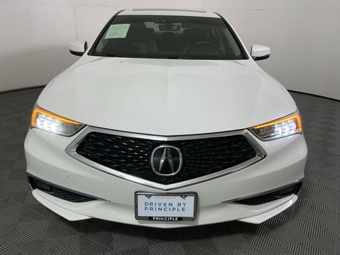 Used 2018 Acura TLX V6 w/ Technology Package image 3
