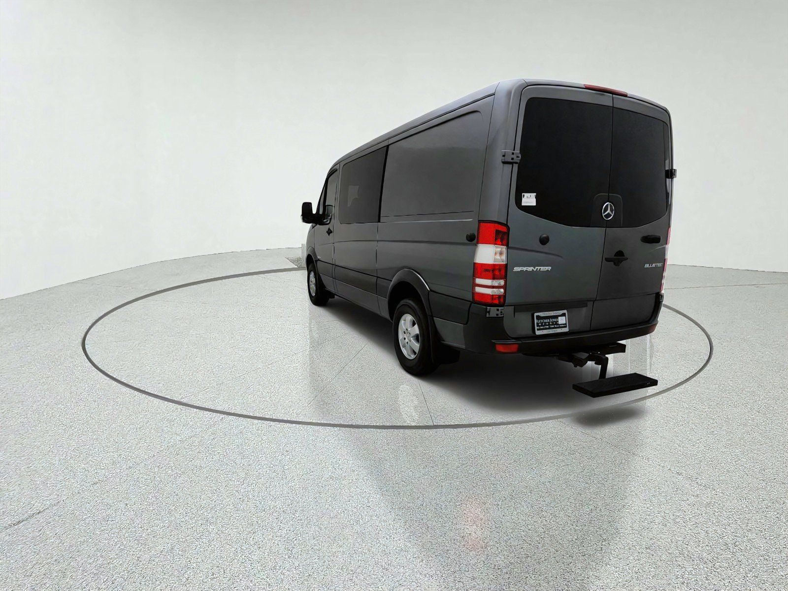 Used 2016 Mercedes-Benz Sprinter 2500 image 11