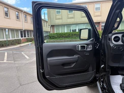 New 2026 Jeep Wrangler Unlimited Sport AWD/4WD image 19