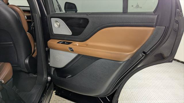 Used 2020 Lincoln Aviator Grand Touring w/ Equipment Group 302A AWD/4WD image 22