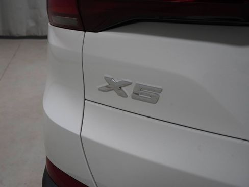 Used 2023 BMW X5 xDrive40i w/ Premium Package AWD/4WD image 21