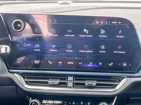 New 2026 Chevrolet Equinox EV LT image 13