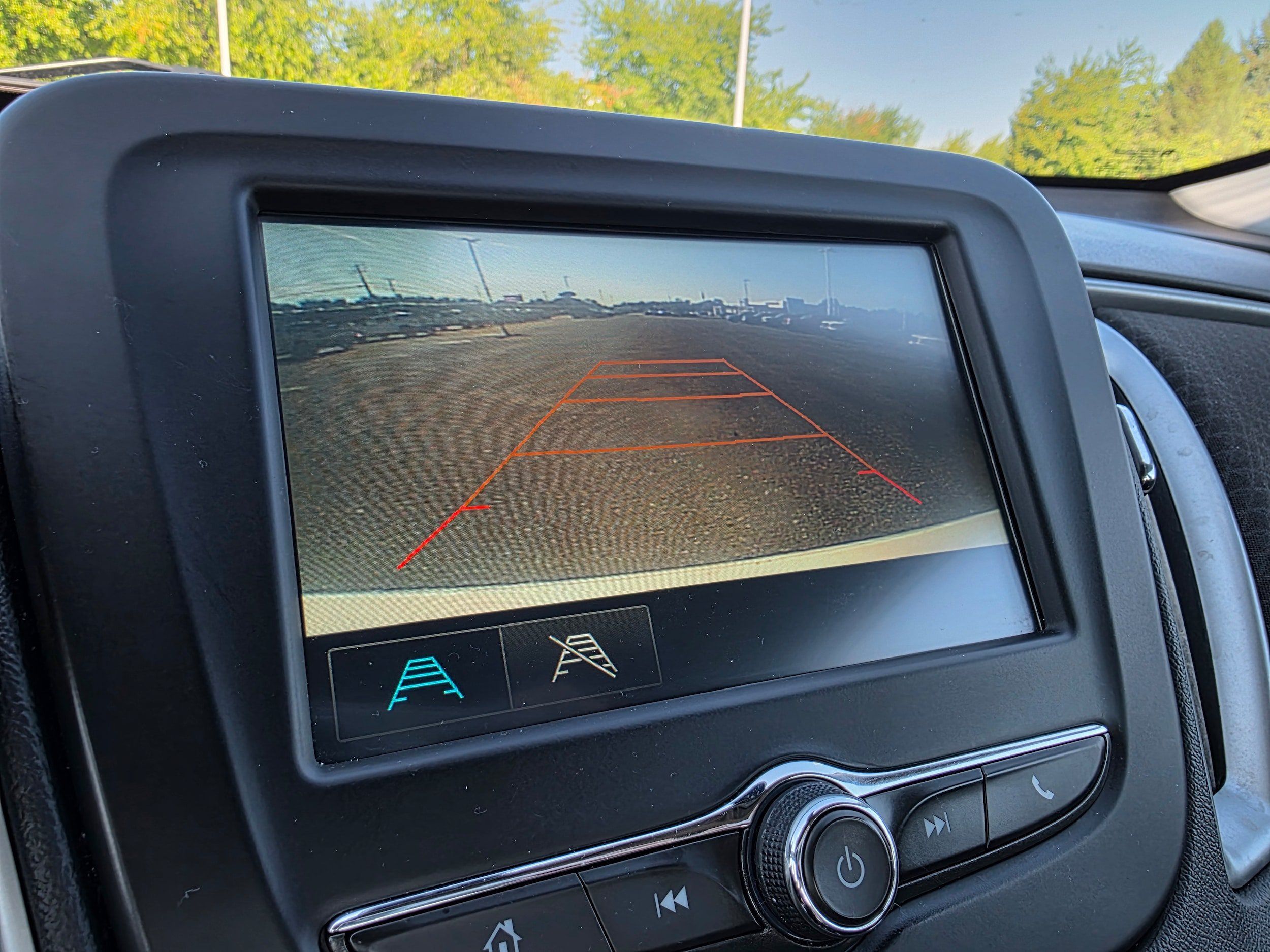 Used 2018 Chevrolet Malibu LS FWD image 17
