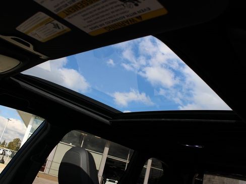 Certified 2025 Subaru Forester Wilderness image 25