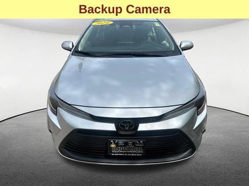 Used 2024 Toyota Corolla LE FWD image 4