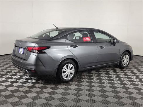 Used 2025 Nissan Versa S FWD image 3