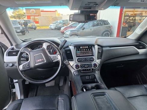 Used 2019 GMC Yukon SLT image 10