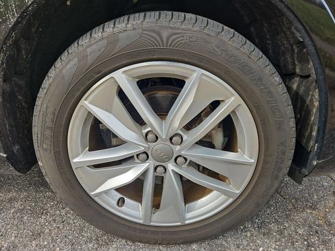 Used 2017 Audi Q3 2.0T Premium Plus w/ Premium Plus Package image 24