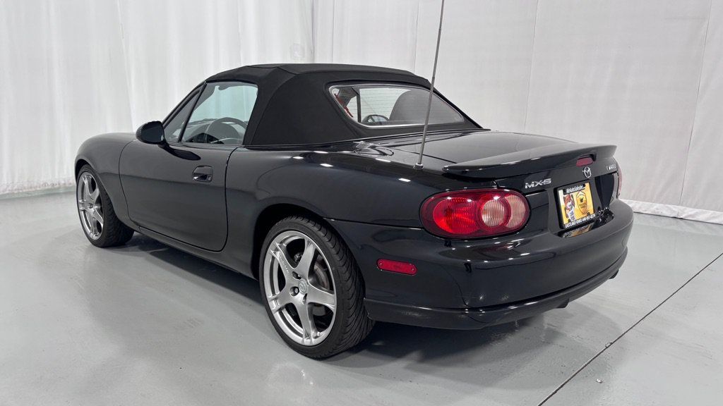 Used 2005 MAZDA MX-5 Miata MAZDASPEED RWD image 16