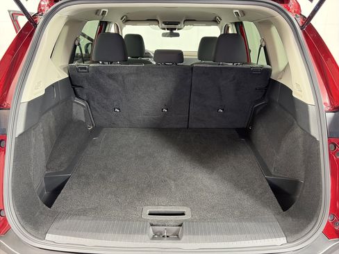 Used 2023 Nissan Rogue SV image 14