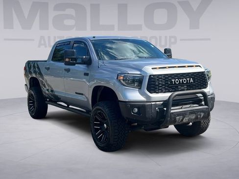Used 2019 Toyota Tundra Limited w/ Limited Premium Package AWD/4WD image 7