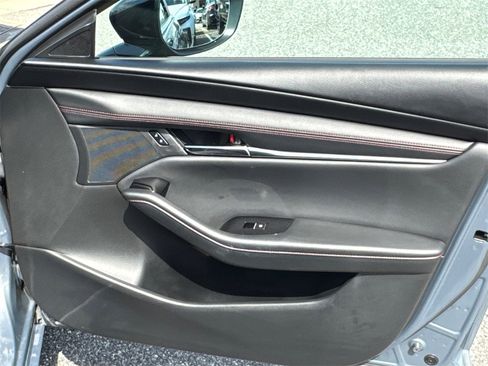 Used 2024 MAZDA MAZDA3 s image 14
