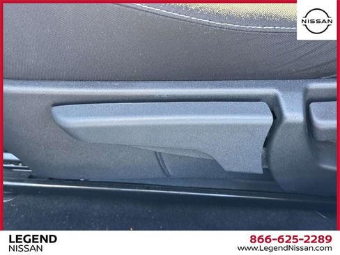 Used 2025 Nissan Sentra SV image 17