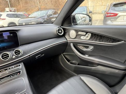 Used 2023 Mercedes-Benz E 350 Sedan w/ Premium Package image 16