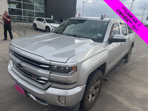 Used 2017 Chevrolet Silverado 1500 LTZ Z71 w/ LTZ Plus Package image 4