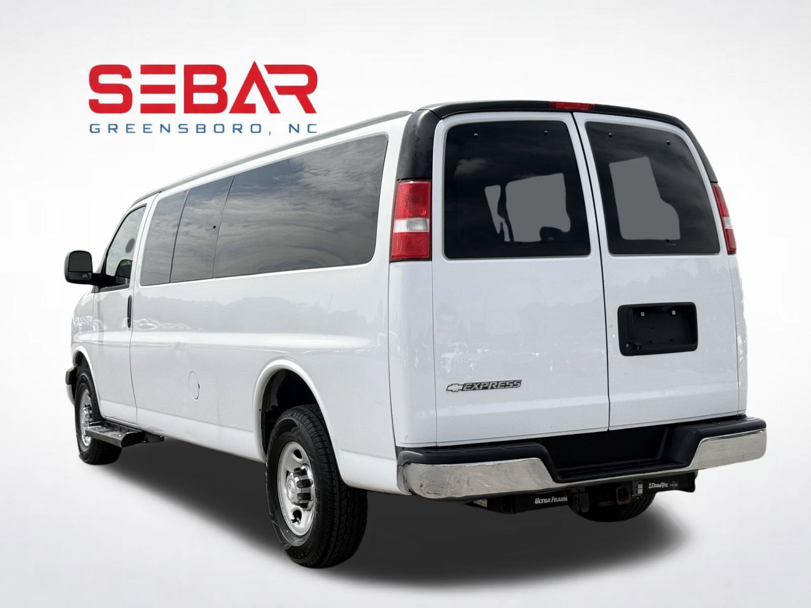 Used 2020 Chevrolet Express 3500 LT w/ LT Preferred Equipment Group RWD image 10