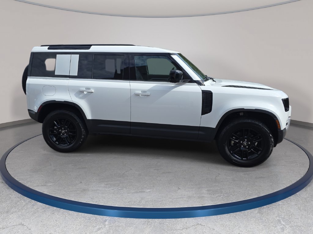 Certified 2025 Land Rover Defender 110 S AWD/4WD image 5