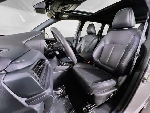Used 2025 Subaru Forester Limited AWD/4WD image 22