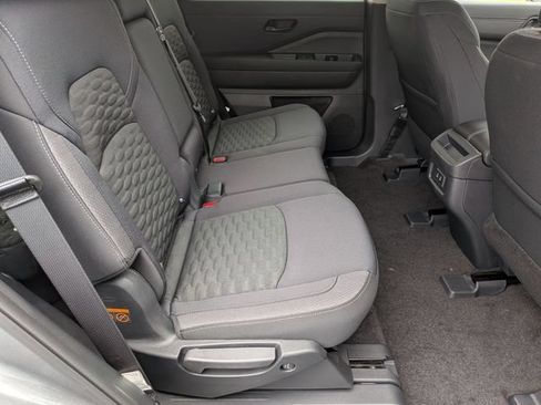 New 2026 Nissan Pathfinder SV AWD/4WD image 27