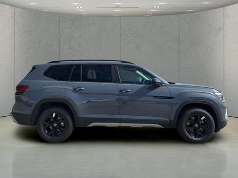New 2026 Volkswagen Atlas Peak Edition AWD/4WD image 6