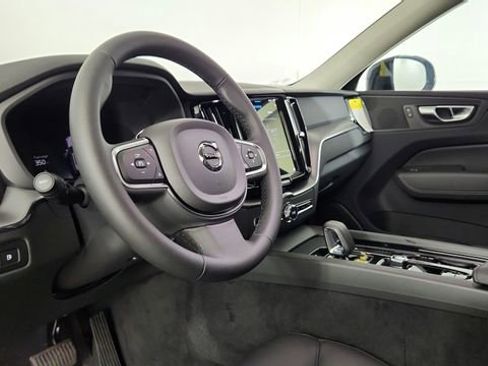 Certified 2025 Volvo XC60 T8 Core w/ Protection Package Premier AWD/4WD image 12