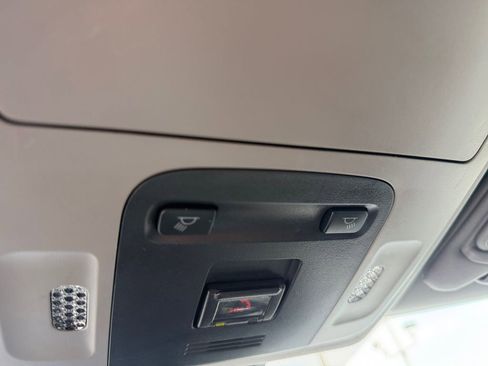 Used 2023 Toyota Camry SE w/ Blackout Package (TMS) image 21