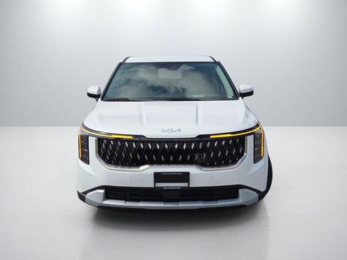New 2026 Kia Carnival LXS FWD image 2
