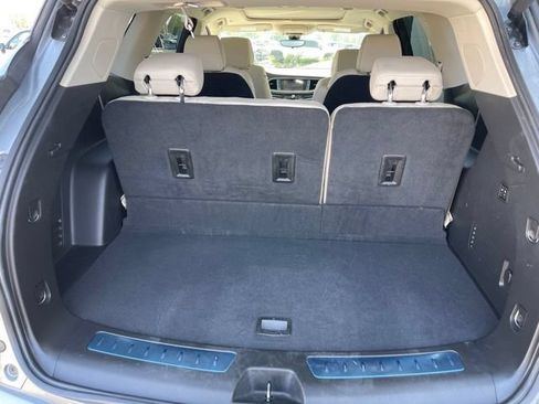 Used 2023 Buick Enclave Avenir w/ Avenir Technology Package AWD/4WD image 17
