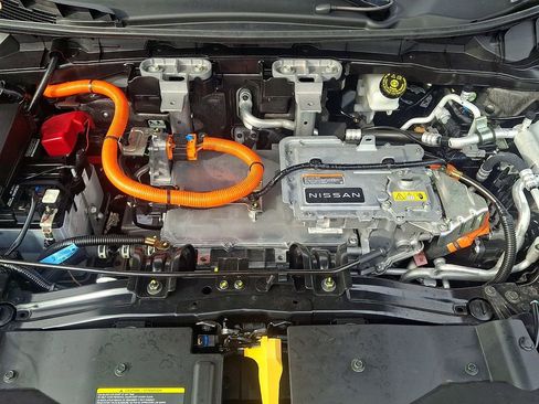 Used 2023 Nissan Ariya FWD image 26