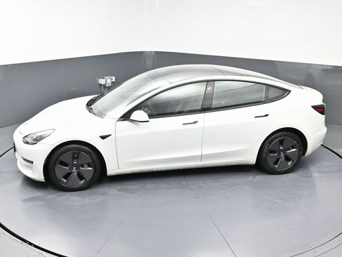 Used 2021 Tesla Model 3 Standard Range Plus image 49