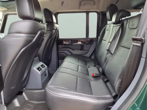 Used 2024 INEOS Grenadier Station Wagon AWD/4WD image 12