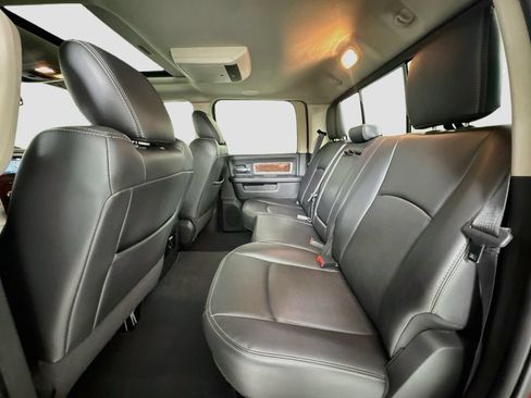 Used 2011 RAM 1500 Laramie AWD/4WD image 22