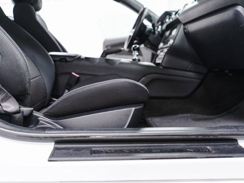 Used 2015 Ford Mustang Coupe w/ Equipment Group 051A image 30