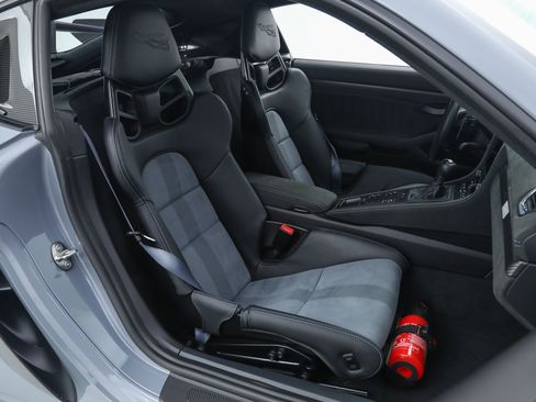 Used 2023 Porsche 718 Cayman GT4 RS RWD image 21