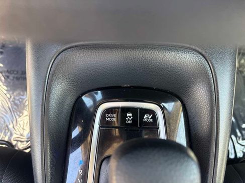 Used 2021 Toyota Corolla LE w/ Carpet Mat Package (TMS) FWD image 25