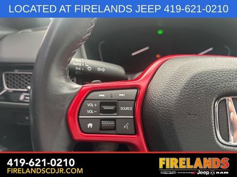 Used 2025 Honda Civic Sport image 19