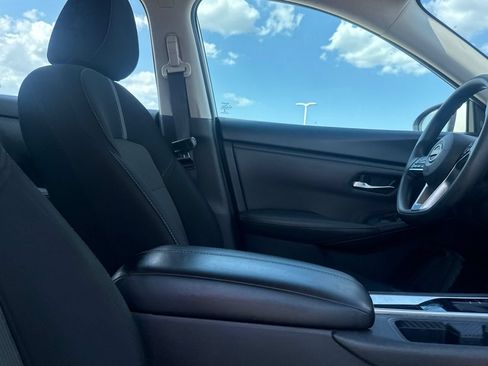 Certified 2024 Nissan Sentra SV FWD image 26