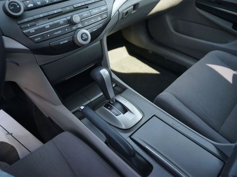 Used 2012 Honda Accord LX image 28