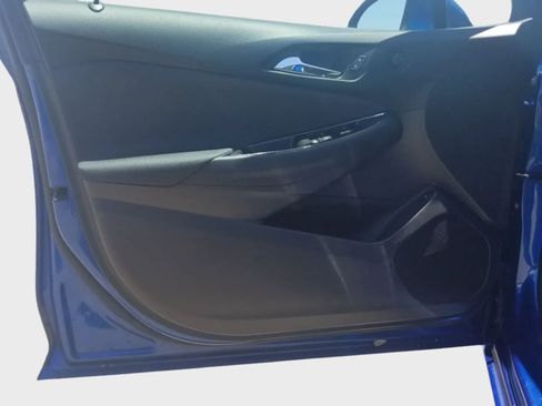 Used 2018 Chevrolet Cruze LT FWD image 8