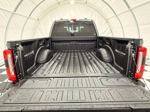 New 2026 Ford F250 Platinum w/ Tremor Off-Road Package image 4