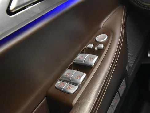 Used 2018 BMW 750i xDrive image 33