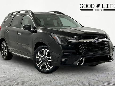Used 2024 Subaru Ascent Touring image 1