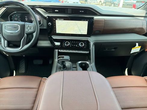 New 2026 GMC Sierra 1500 Denali Ultimate AWD/4WD image 9