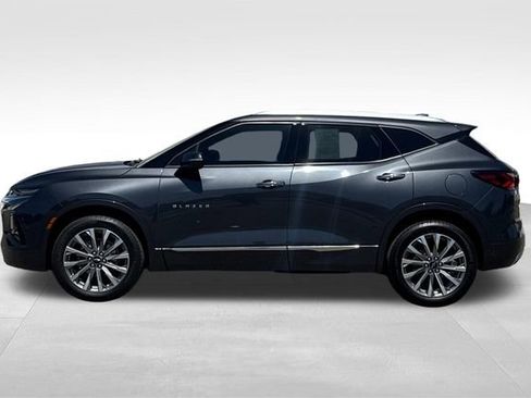 Used 2022 Chevrolet Blazer Premier w/ LPO, Sport Package FWD image 8