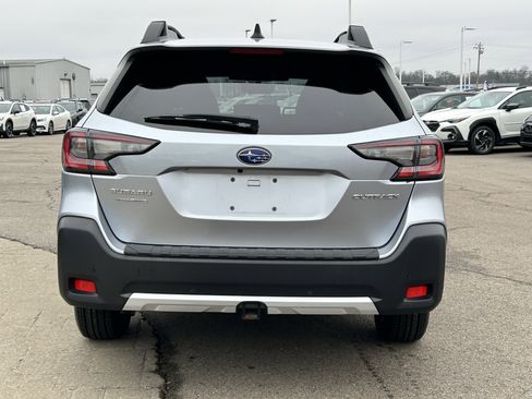 Certified 2023 Subaru Outback Limited image 6