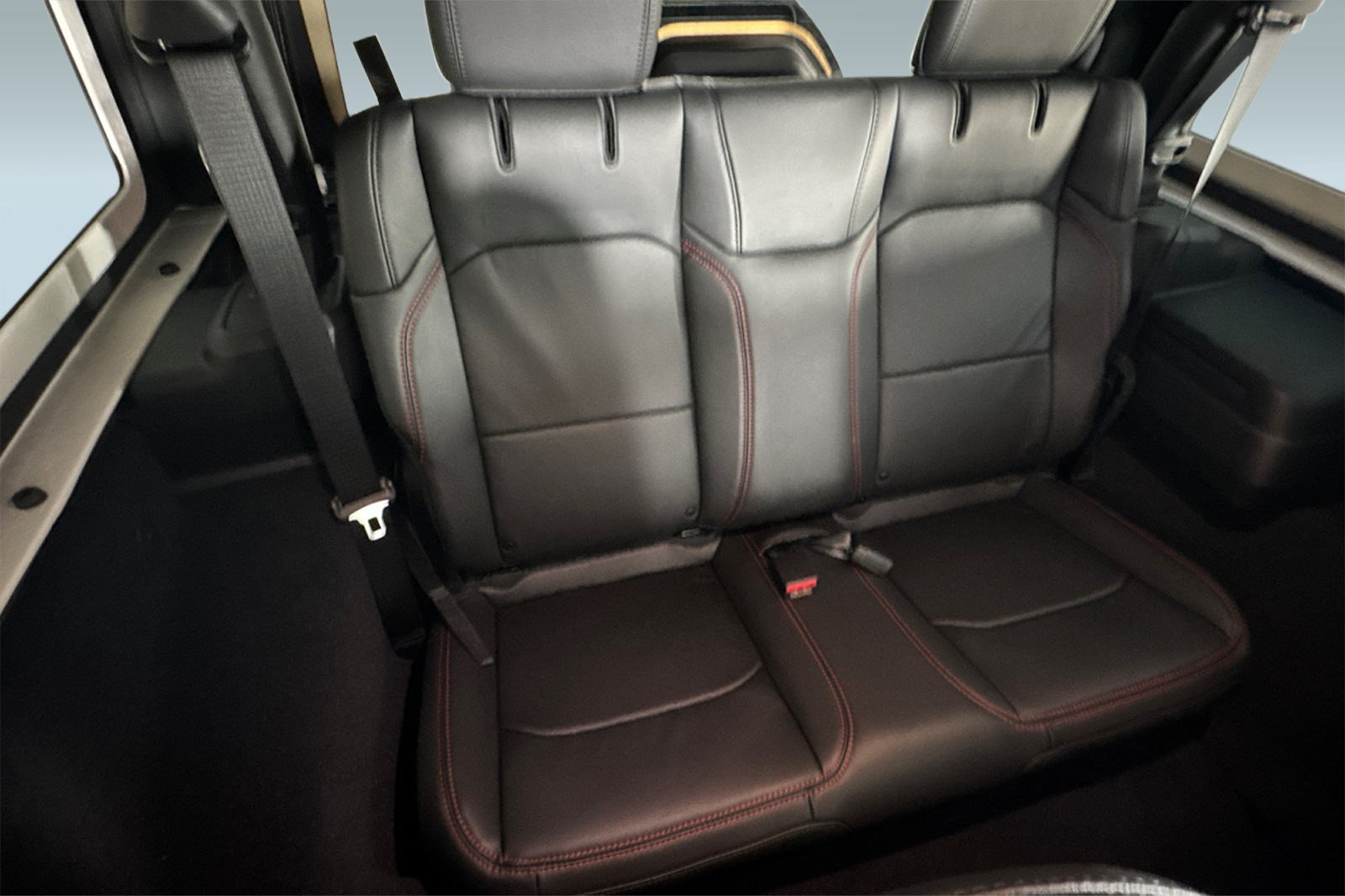 Used 2026 Jeep Wrangler Rubicon AWD/4WD image 34