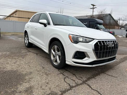 Used 2020 Audi Q3 2.0T Premium w/ Convenience Package image 21