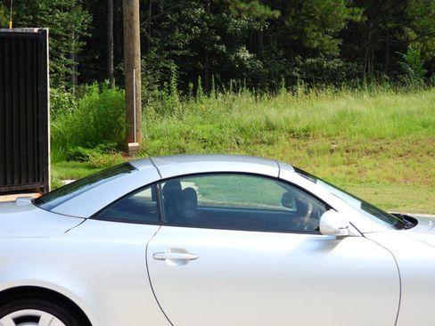 Used 2005 Lexus SC 430 Convertible RWD image 64