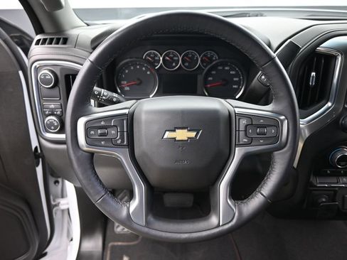Used 2022 Chevrolet Silverado 1500 LT RWD image 23